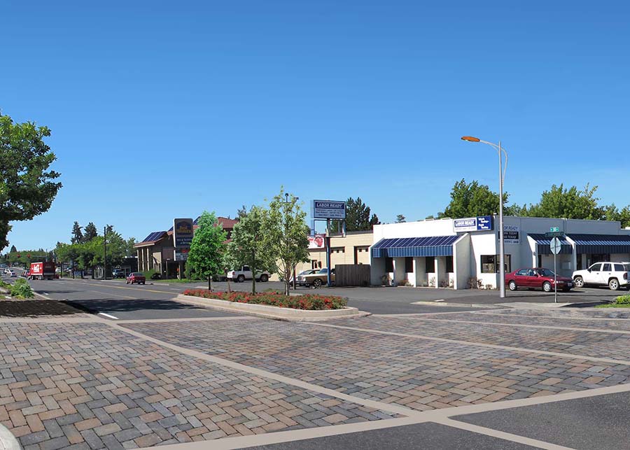 Third Street in Bend with the first phases of works: Expanded intersections and pedestrian travel lanes